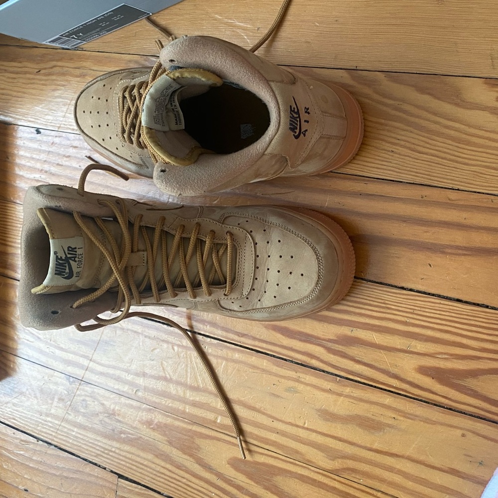 Nike Air Force 1 High ‘flax’